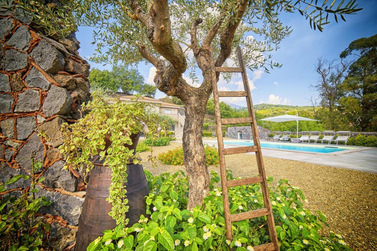 Il Casale Di Monacella Aparthotel Santa Venerina Exterior photo